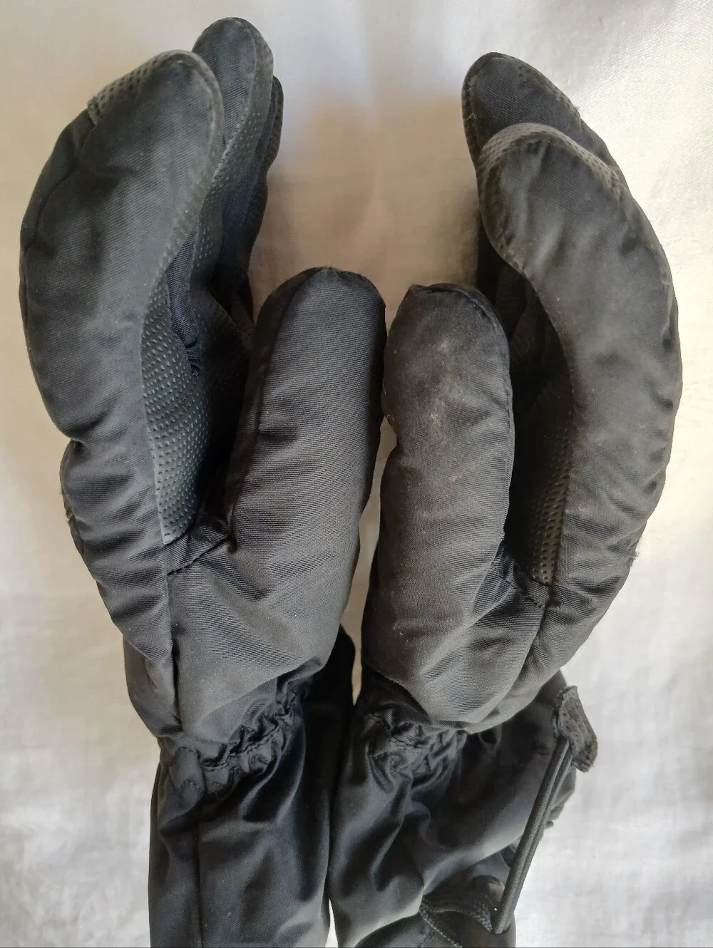 Dakine Goretex Black Youth Gloves Size Large 8-10 Years